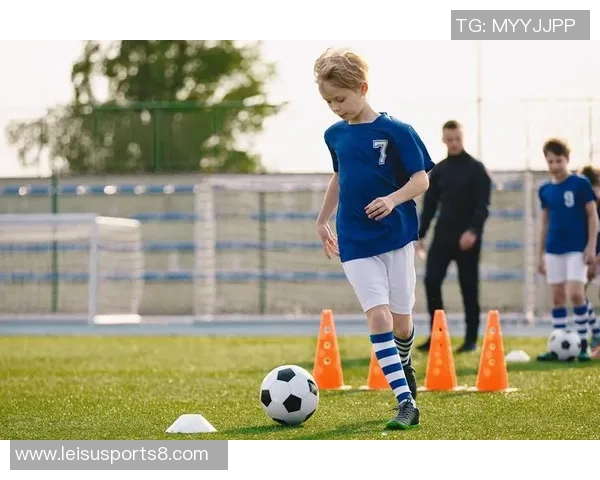 足球运动员注册流程详解及注意事项全攻略