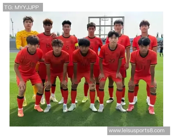 足球先锋引领新时代球员风潮助力中国足球崛起与发展